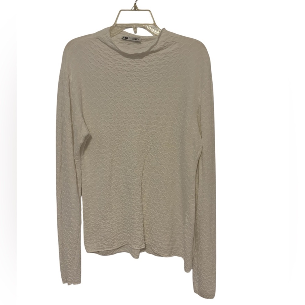 ZARA LONG SLEEVES WHITE TOP